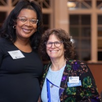 Suzanne Zack accepting award